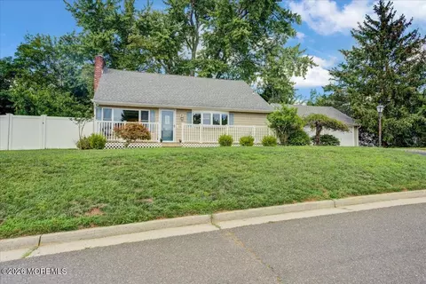 89 Campbell St, Red Bank, NJ 07701