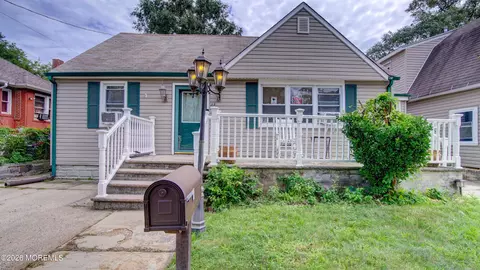 44 Briarwood Ave, Keansburg, NJ 07734