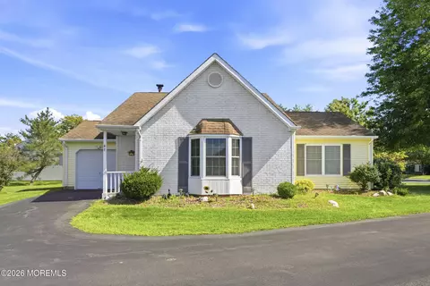 47 Datchet Close, Freehold, NJ 07728