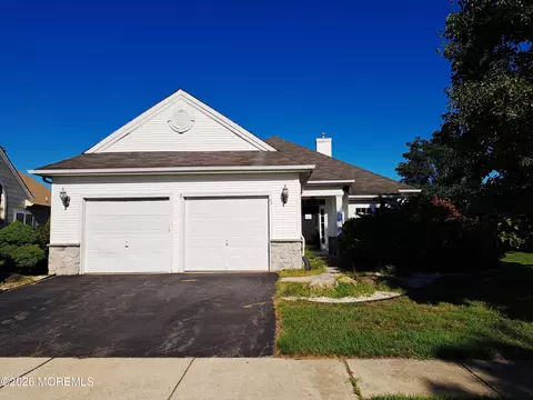 22 Milton Dr, Manchester, NJ 08759