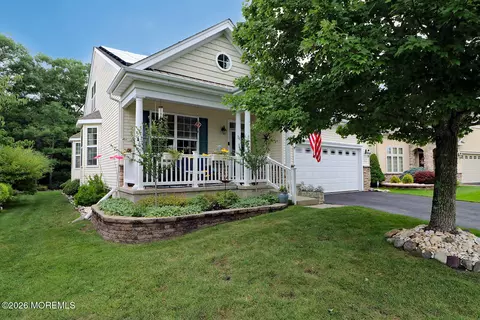 12 Solomans Dr, Barnegat, NJ 08005