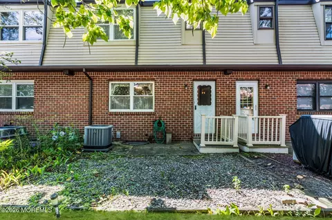 Exterior - 706 Christopher Ct, Brick, NJ 08724 photo 2 of 3