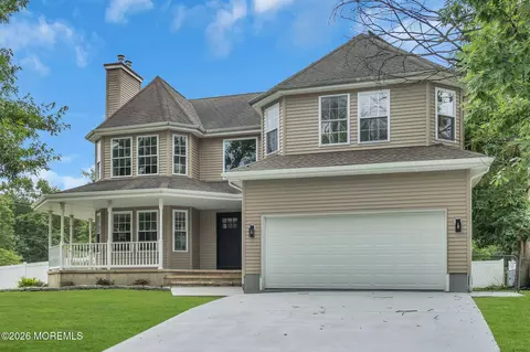 1001 Vessel Ln, Manahawkin, NJ 08050