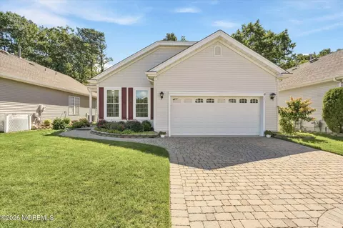 131 Sandpiper Rd, Barnegat, NJ 08005