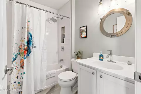 Bath - 93 Baltic Ave, Waretown, NJ 08758 photo 3 of 6