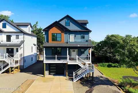 96 Pinewood Rd, Toms River, NJ 08753
