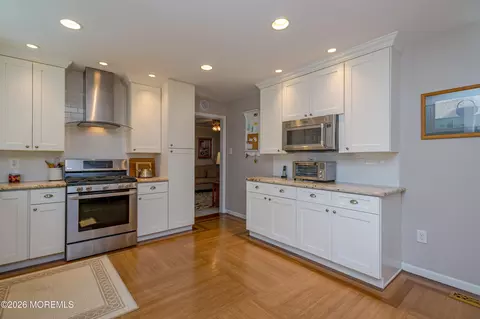 Kitchen - 445 Silverton Rd, Brick, NJ 08723 photo 3 of 3