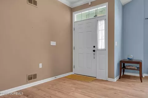 Entry Way - 3 Eagleswood Dr, Waretown, NJ 08758 photo 1 of 3