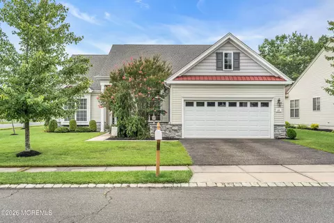 49 Heritage Point Blvd, Barnegat, NJ 08005