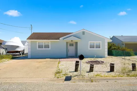 216 Montclair Rd S, Barnegat, NJ 08005