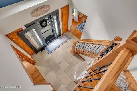 Entry Way - 9 Yosemite Rd, Howell, NJ 07731 photo 6 of 6