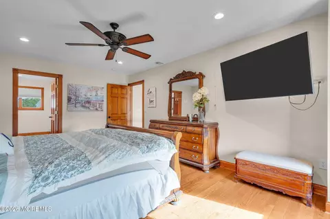 Bedroom - 9 Yosemite Rd, Howell, NJ 07731 photo 3 of 5