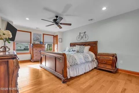 Bedroom - 9 Yosemite Rd, Howell, NJ 07731 photo 2 of 5