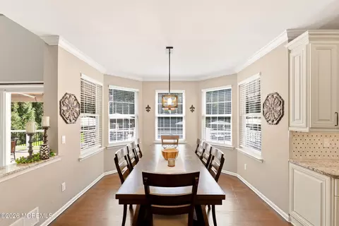 Dining - 11 Swallow Tail Ct, Jackson, NJ 08527 photo 2 of 4