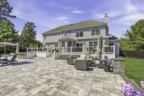 Exterior - 11 Swallow Tail Ct, Jackson, NJ 08527 photo 7 of 13