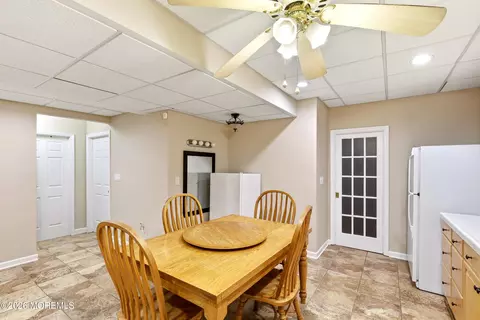 Dining - 11 Swallow Tail Ct, Jackson, NJ 08527 photo 4 of 4