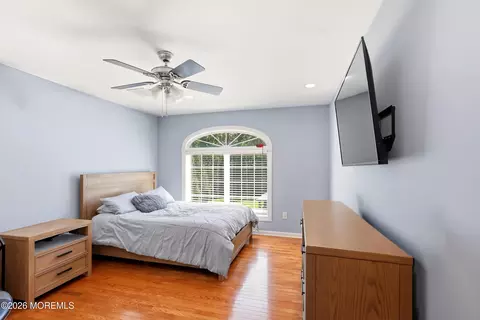 Bedroom - 11 Swallow Tail Ct, Jackson, NJ 08527 photo 3 of 8