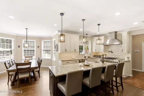 Kitchen - 11 Swallow Tail Ct, Jackson, NJ 08527 photo 2 of 6
