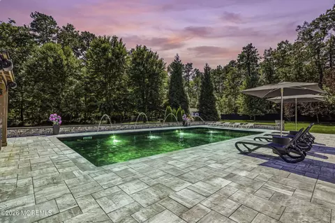 Exterior - 11 Swallow Tail Ct, Jackson, NJ 08527 photo 10 of 13
