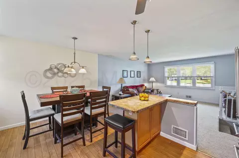 Dining - 9 E Connecticut, Jackson, NJ 08527 photo 1 of 2