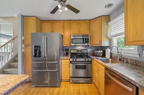 Kitchen - 9 E Connecticut, Jackson, NJ 08527 photo 5 of 5
