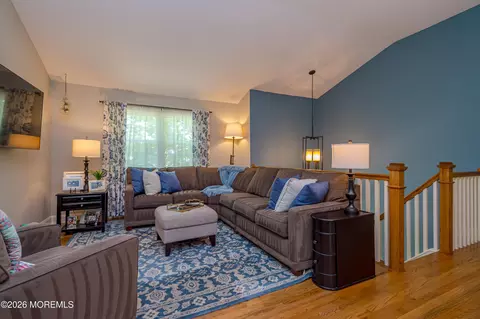 Living - 20 Eisenhower Ct, Matawan, NJ 07747 photo 3 of 4