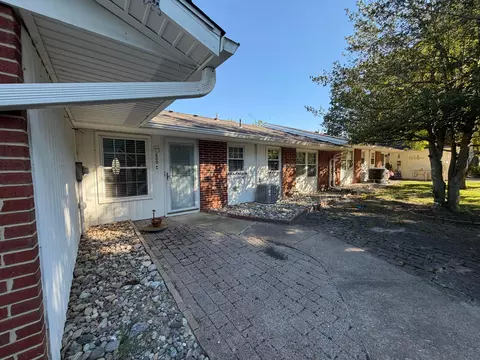 600 Lake Point Dr # C, Lakewood, NJ 08701