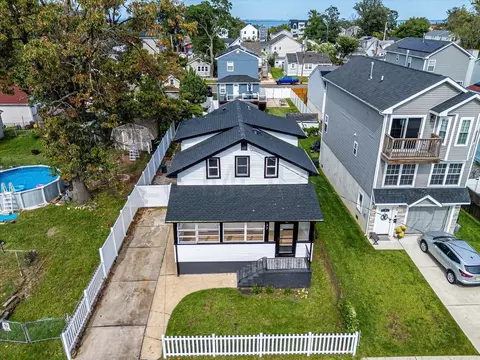 27 Birchwood Ave, Keansburg, NJ 07734