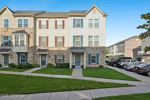 708 Bayside Ct #708, South Amboy, NJ 08879