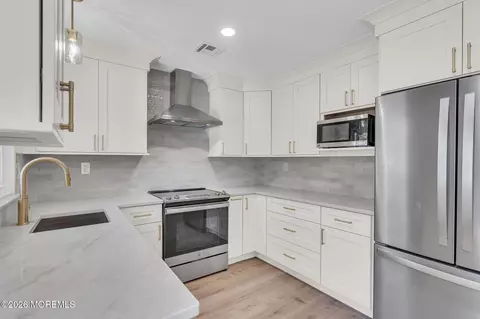 1227 Argyll Cir # B, Lakewood, NJ 08701