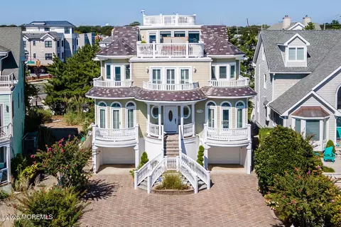 1713 Beacon Ln, Point Pleasant Beach, NJ 08742