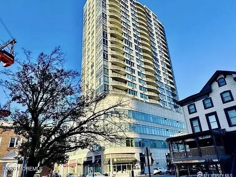 1 Spring St #2204, New Brunswick, NJ 08901