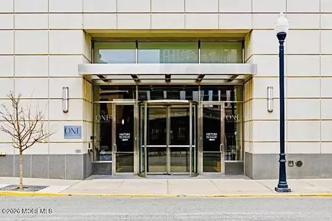 1 Spring St #2204, New Brunswick, NJ 08901