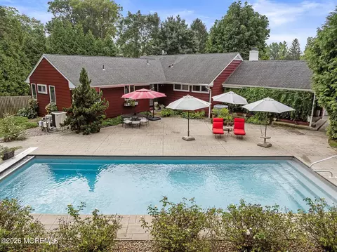 38 Winfield Dr, Little Silver, NJ 07739