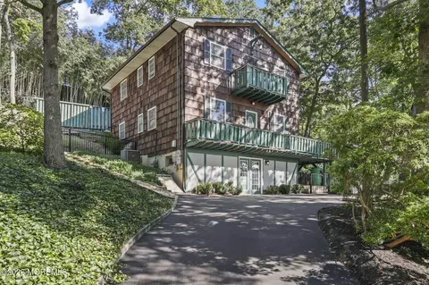 3 Elizabeth Ter, Neptune City, NJ 07753