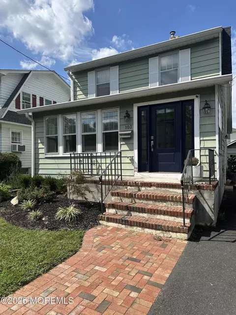 103 Mclaren St, Red Bank, NJ 07701