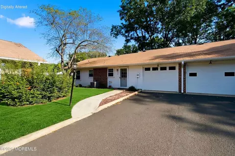831 Inverness Ct # B, Lakewood, NJ 08701