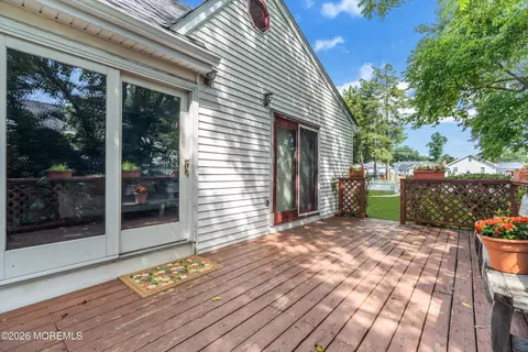 Exterior - 1717 Maple St, Wall, NJ 07719 photo 4 of 8