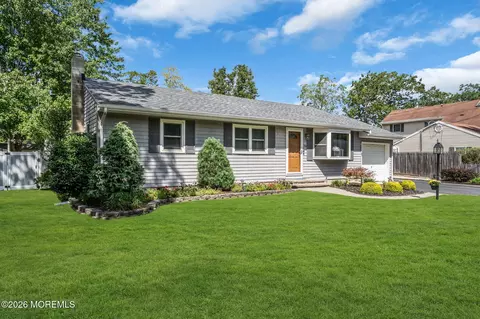 316 Anchor Ave, Beachwood, NJ 08722