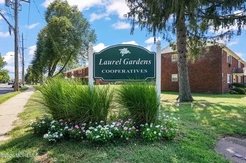 306 South St #B, Eatontown, NJ 07724