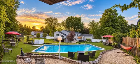 21 Cameron Ct, Freehold, NJ 07728