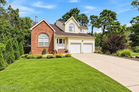 1925 Commonwealth Blvd, Toms River, NJ 08757