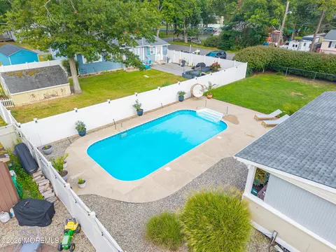 Exterior - 317 Alpine St, Forked River, NJ 08731 photo 10 of 15