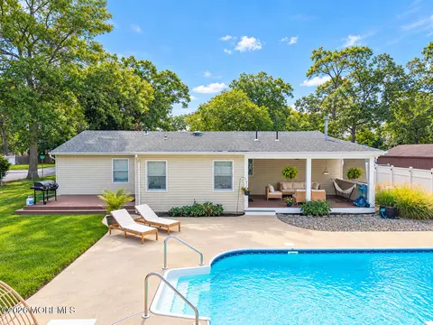 Exterior - 317 Alpine St, Forked River, NJ 08731 photo 13 of 15