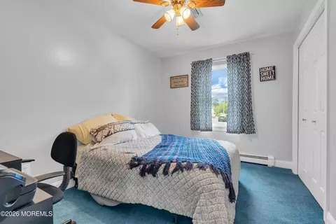 Bedroom - 48 Lighthouse Dr, Waretown, NJ 08758 photo 5 of 5