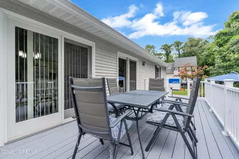 Exterior - 48 Lighthouse Dr, Waretown, NJ 08758 photo 3 of 10
