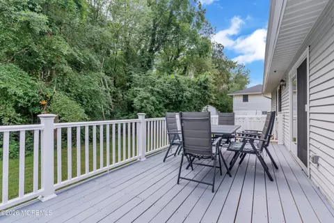 Exterior - 48 Lighthouse Dr, Waretown, NJ 08758 photo 4 of 10