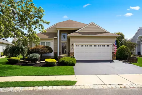 8 Torino Rd, Manchester, NJ 08759