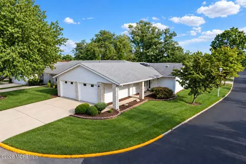 375 Duranta Plz # C, Monroe, NJ 08831