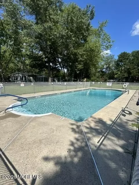 Exterior - 6 Eagle Rd, Jackson, NJ 08527 photo 2 of 4